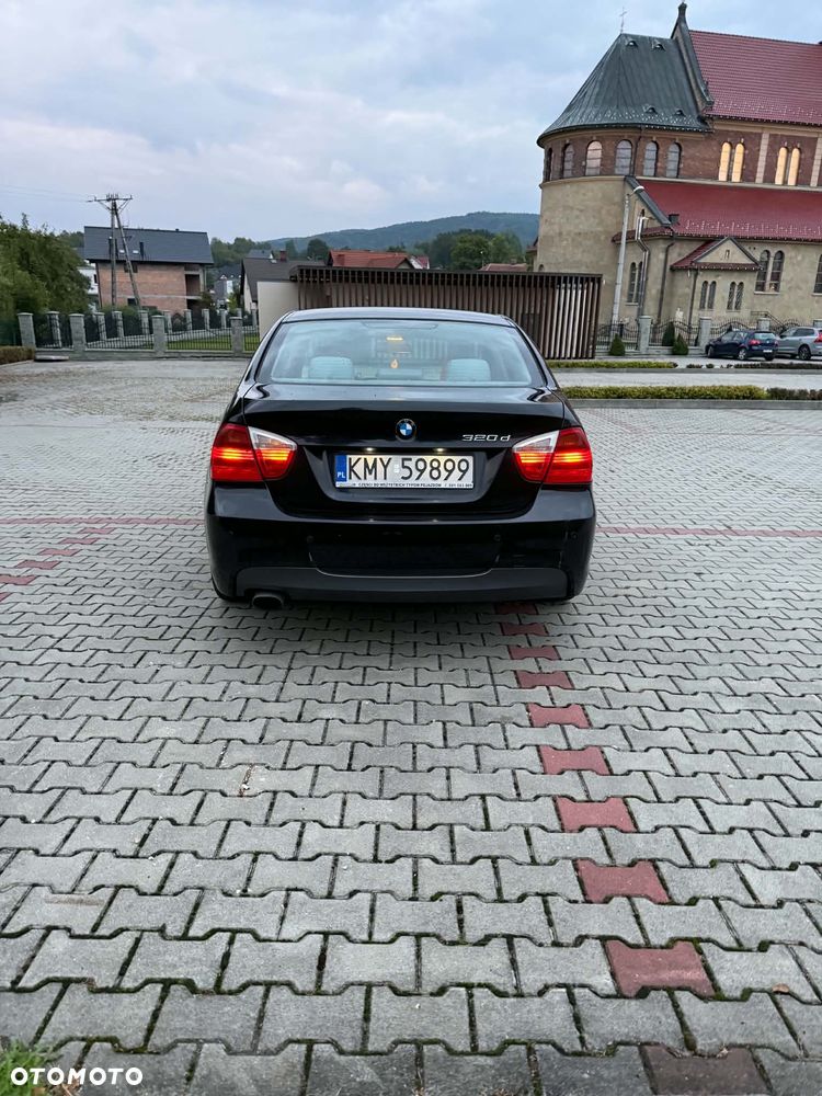 BMW Seria 3 318d DPF - 3