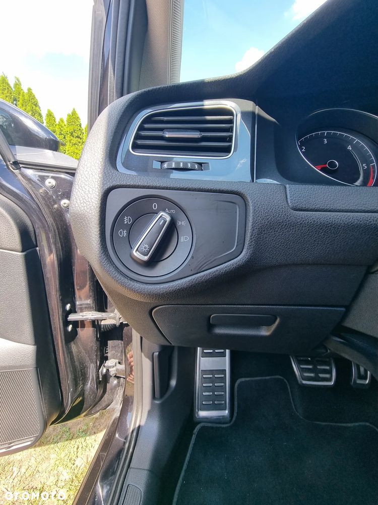 Volkswagen Golf - 20