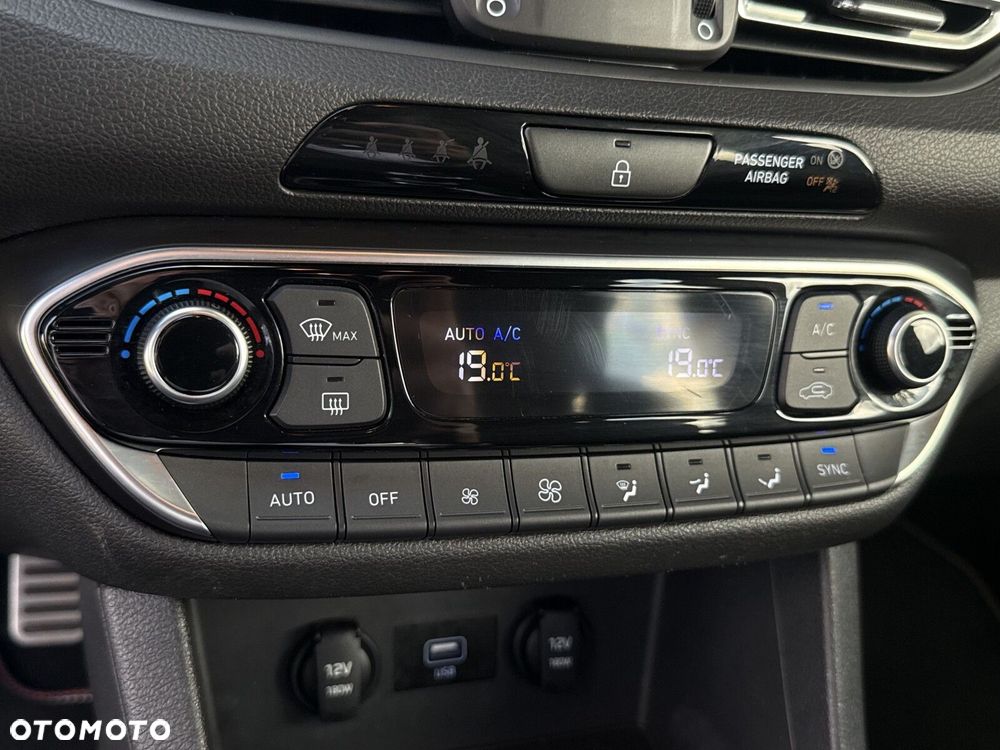 Hyundai i30 - 27