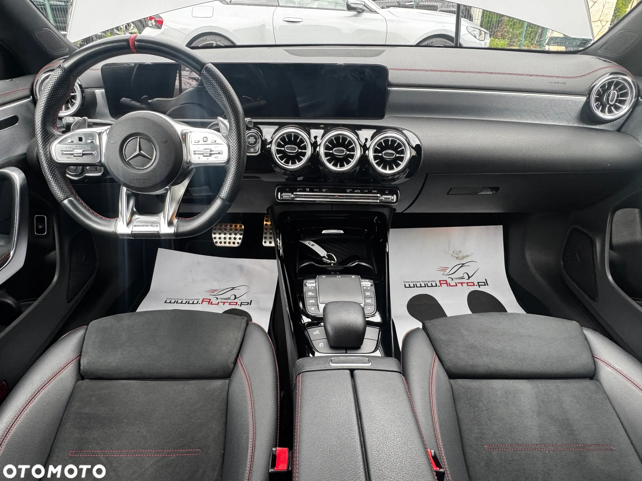 Mercedes-Benz CLA AMG 35 4-Matic 7G-DCT - 26