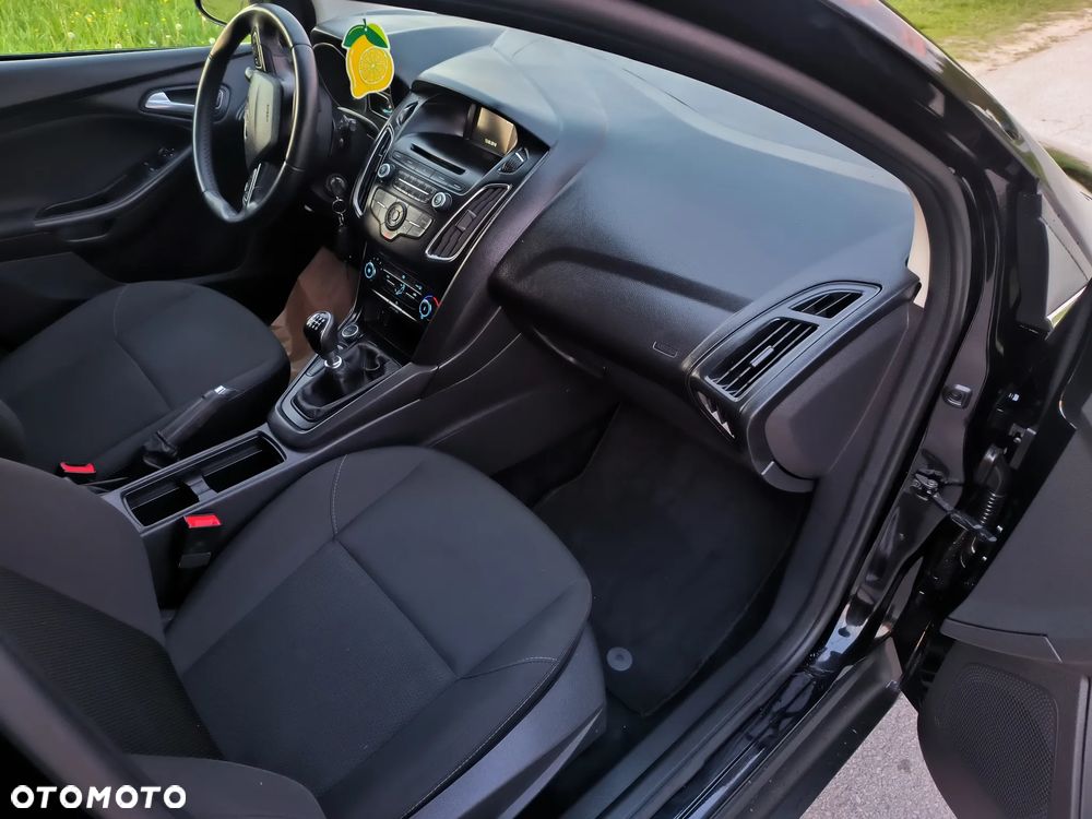 Ford Focus - 15