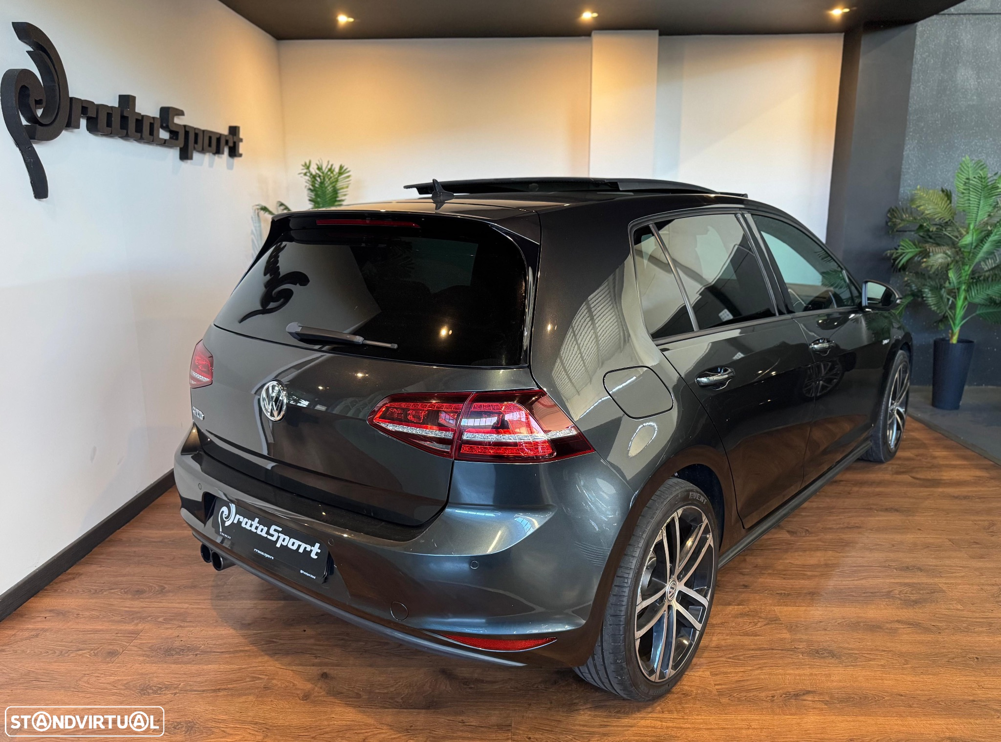 VW Golf 2.0 TDI GTD DSG - 45