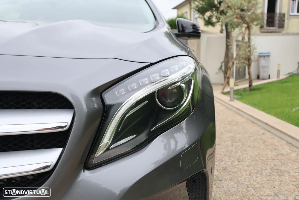 Mercedes-Benz GLA 180 d Urban - 6