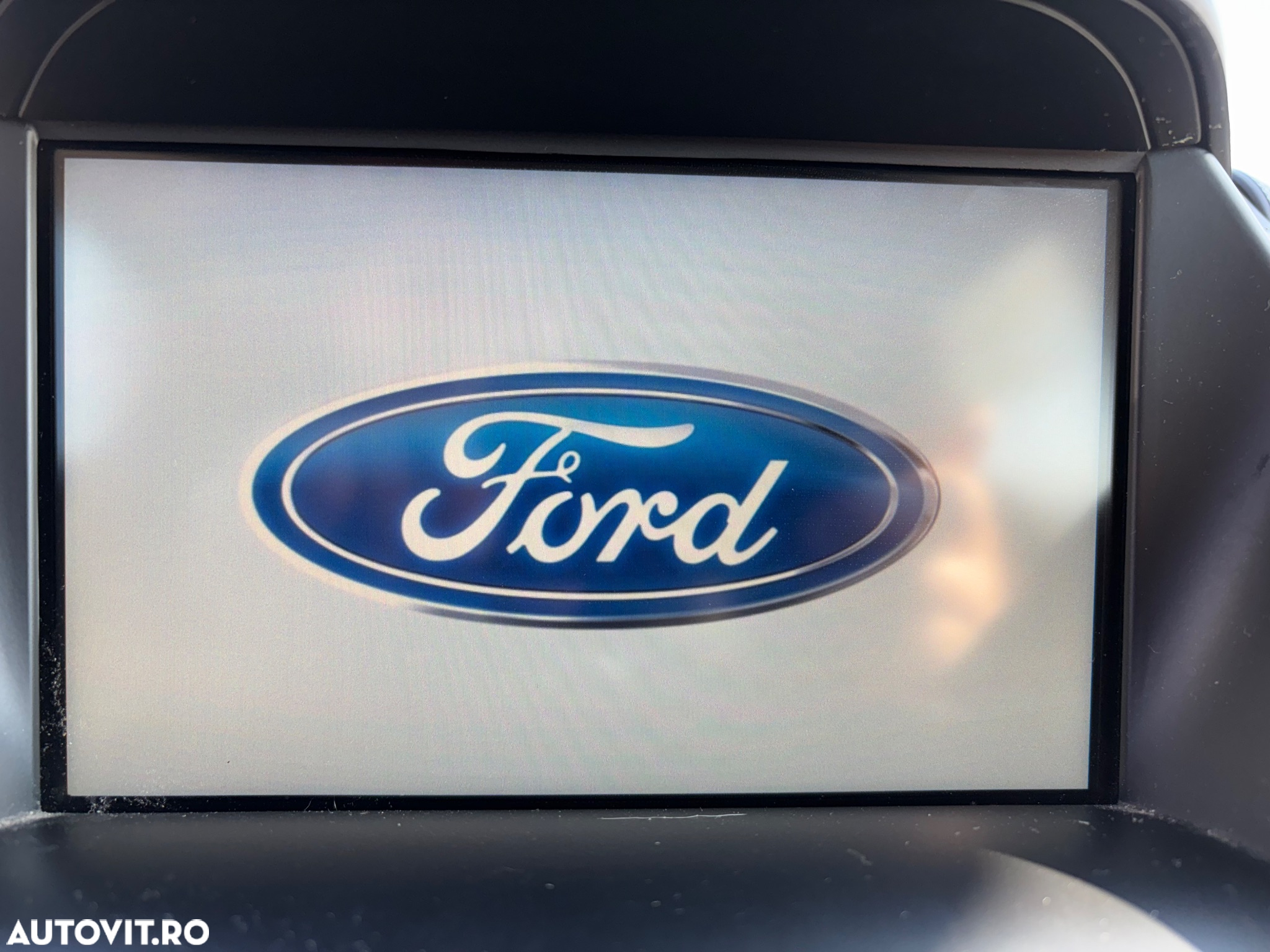 Ford C-Max - 12