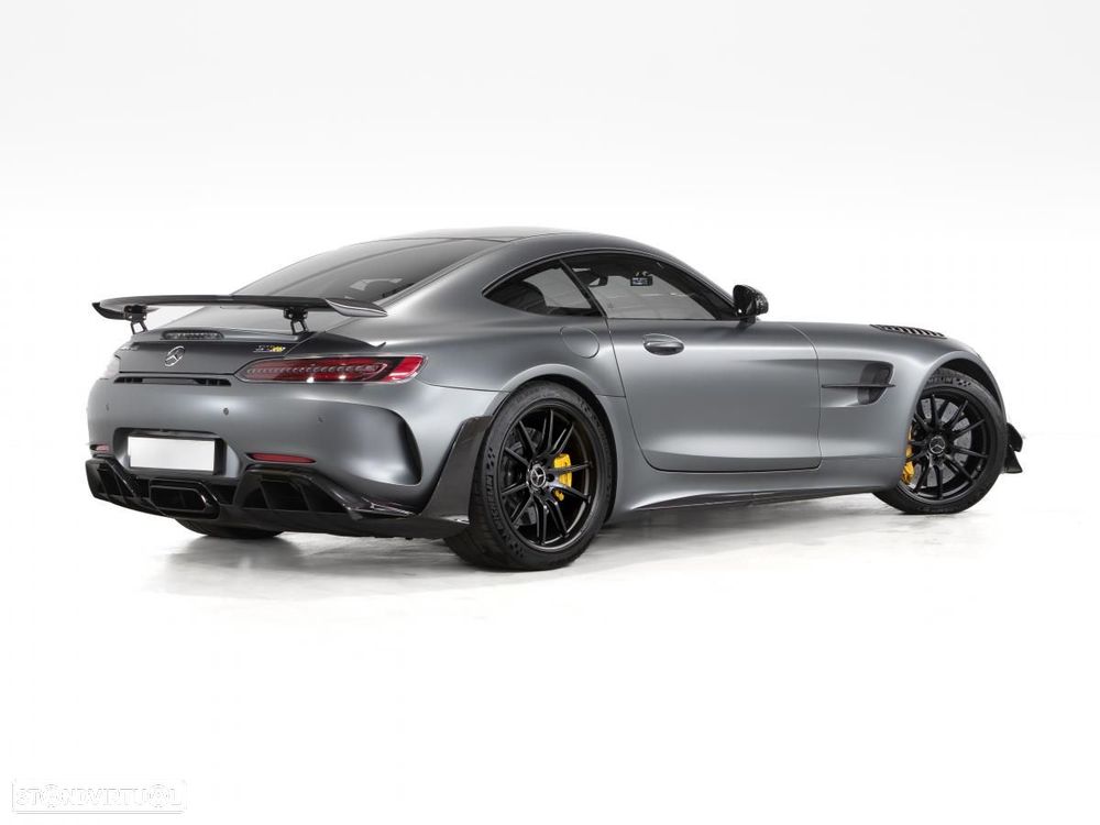 Mercedes-Benz AMG GT R Roadster - 4