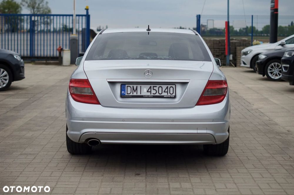 Mercedes-Benz Klasa C 250 CDI Avantgarde Edition - 6