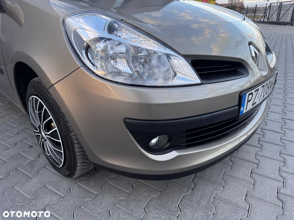 Renault Clio - 5