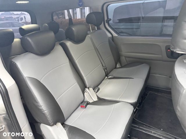 Hyundai H-1 Starex - 7