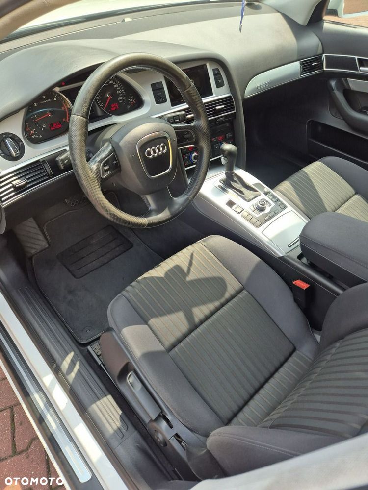 Audi A6 Avant 2010 photo 5