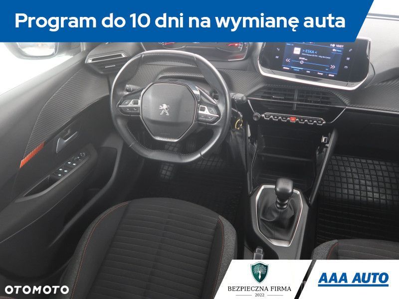 Peugeot 208 - 9