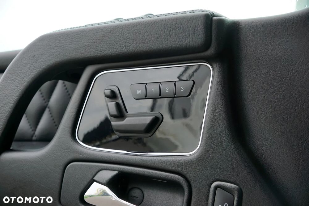 Mercedes-Benz Klasa G AMG 63 AMG SPEEDSHIFT 7G-TRONIC - 17