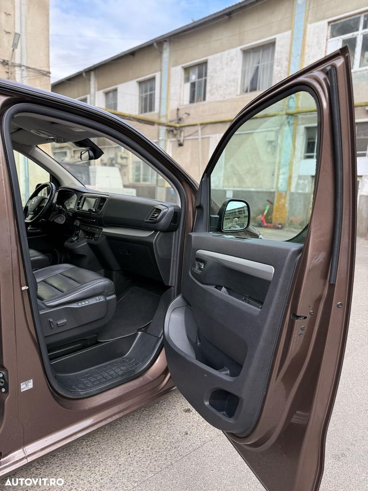 Toyota Proace 2.0 D-4D 177CP 6+1 8A/T VIP 2D - 18