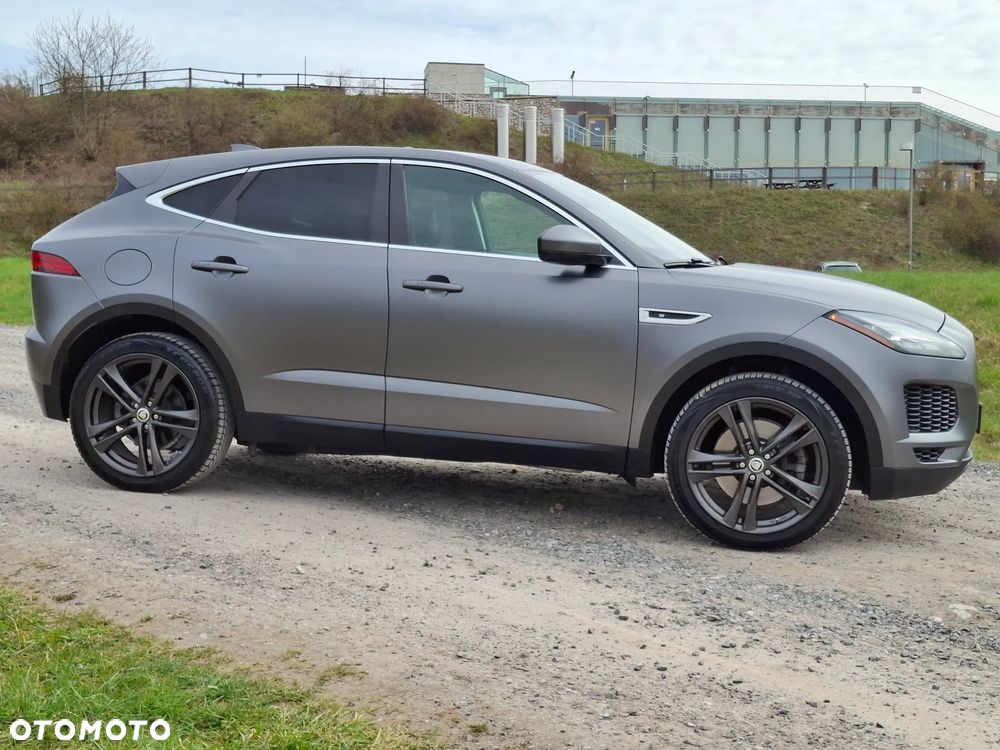 Jaguar E-Pace P250 AWD R-Dynamic S - 26