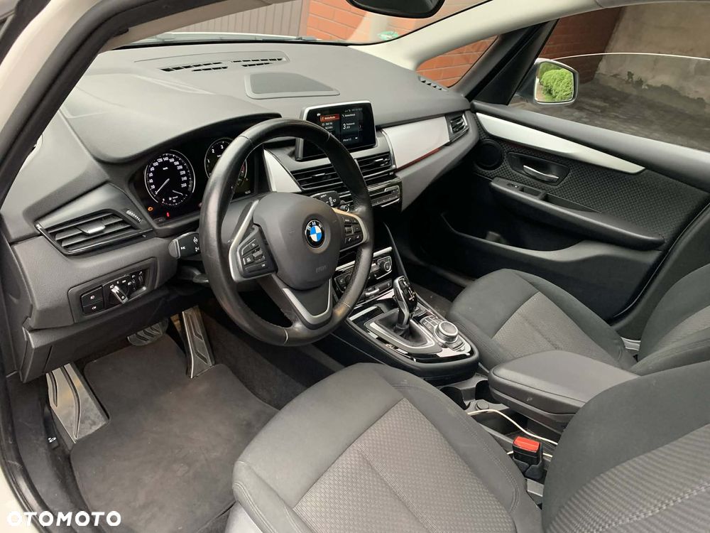 BMW Seria 2 218d Sport-Aut Sport Line - 5