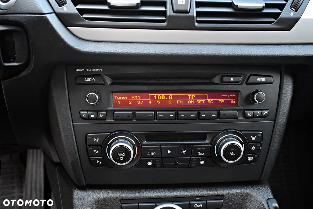 BMW X1 xDrive20d - 32