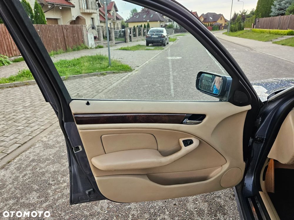 BMW Seria 3 - 27
