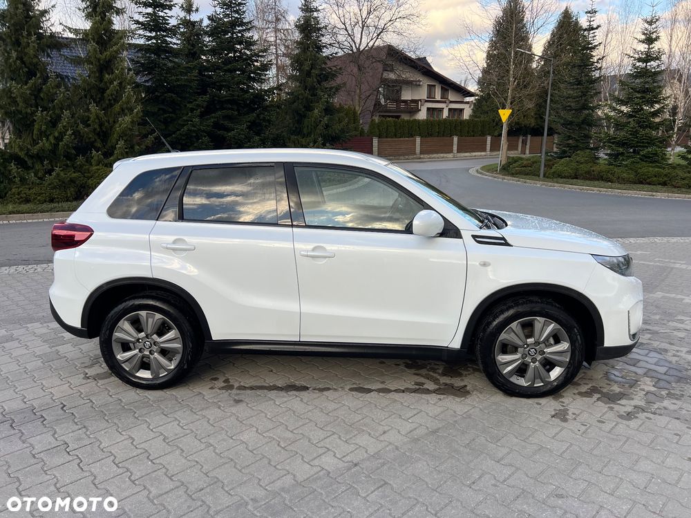 Suzuki Vitara 1.4 Boosterjet Hybrid Comfort+ - 4