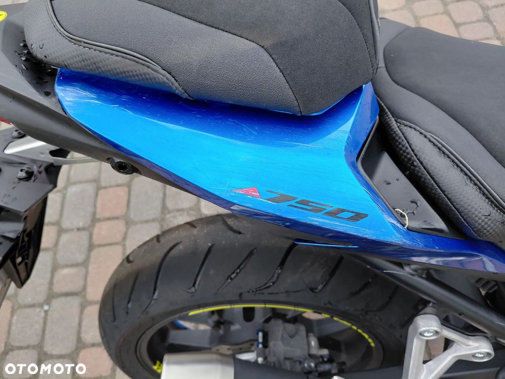 Honda Hornet - 19
