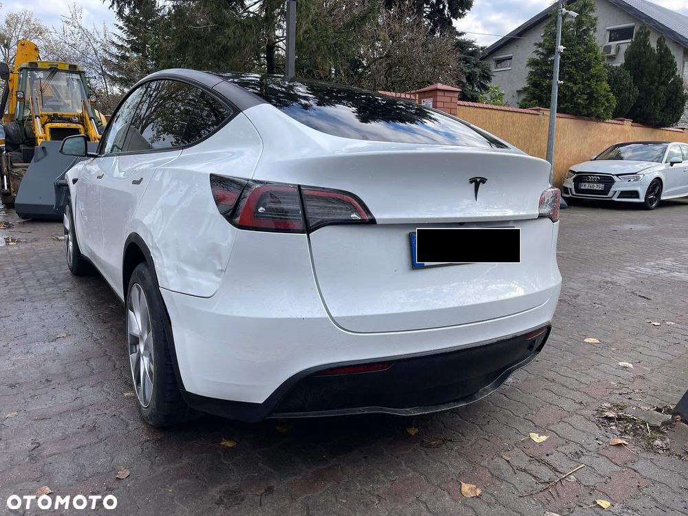 Tesla Y Model RWD - 2