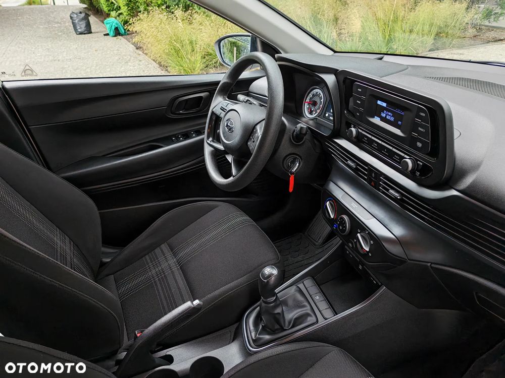 Hyundai i20 1.2 Pure - 16