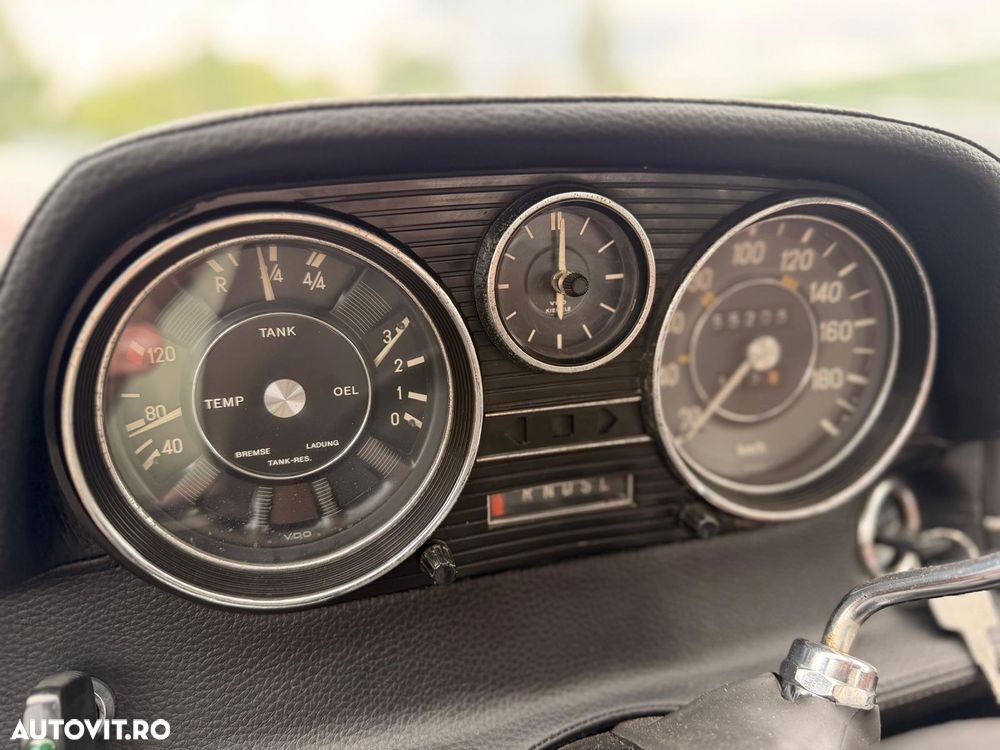 Mercedes-Benz W115 - 25