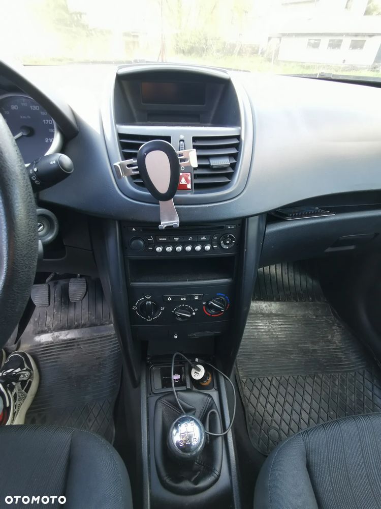 Peugeot 207 1.4 HDi Trendy - 12