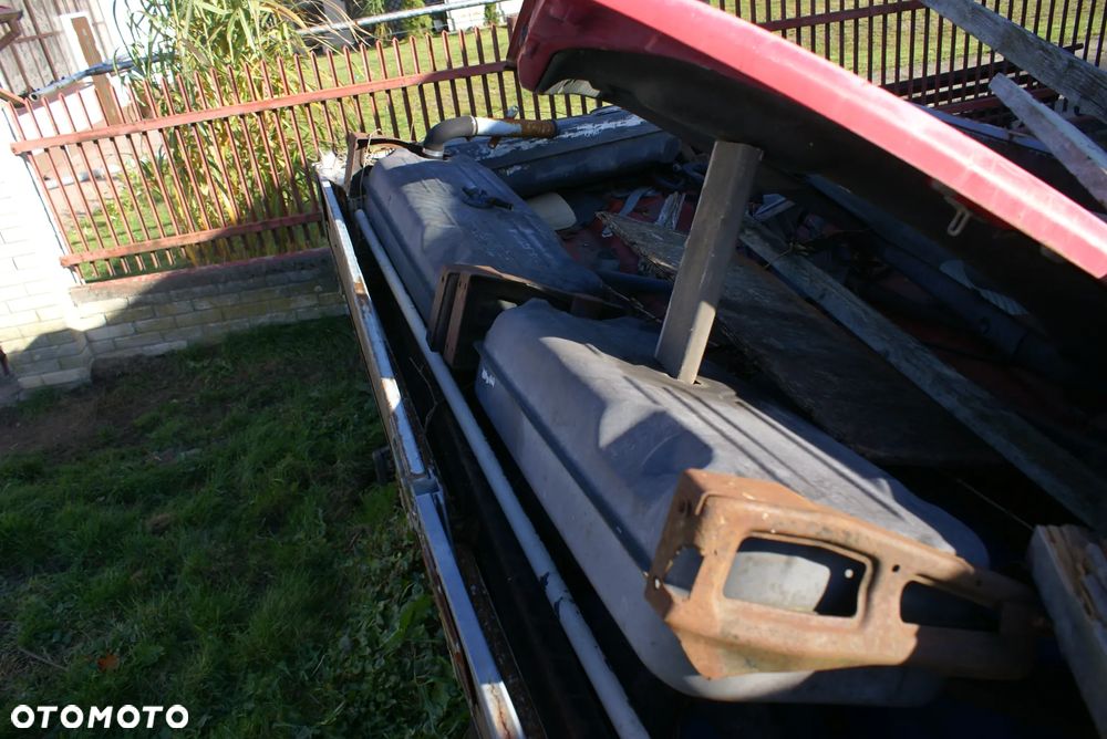 Podwójny zbiornik do Mercedes Vario