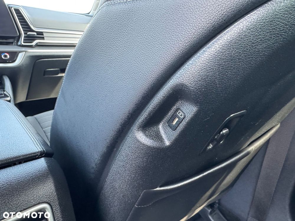 Kia Sportage 1.6 T-GDI MHEV Business Line 2WD DCT - 40