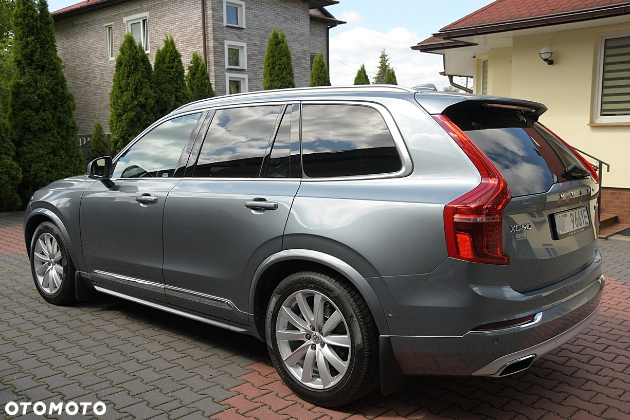 Volvo XC 90 D5 AWD Inscription - 4
