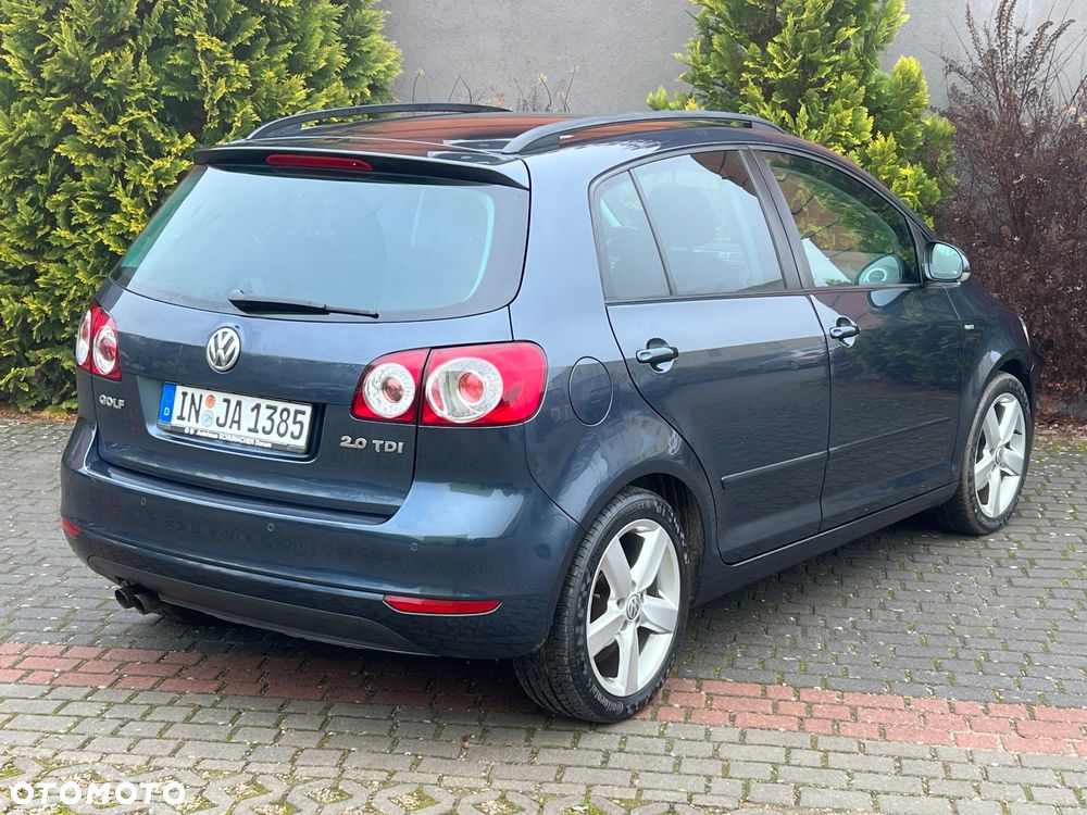 Volkswagen Golf Plus - 12