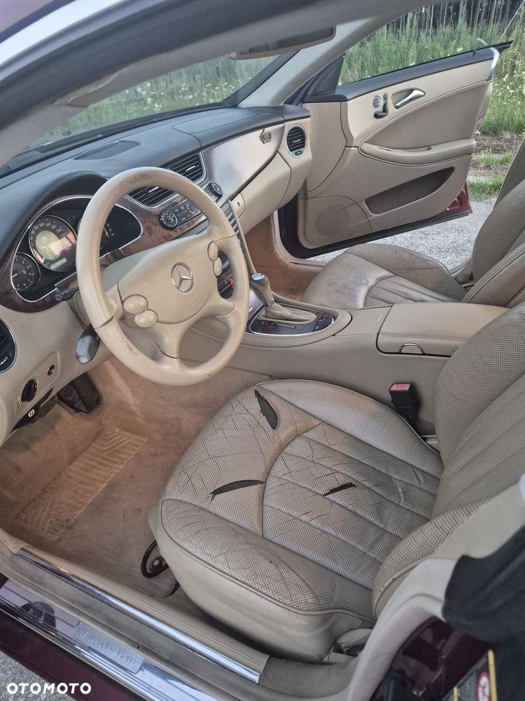 Mercedes-Benz CLS - 6