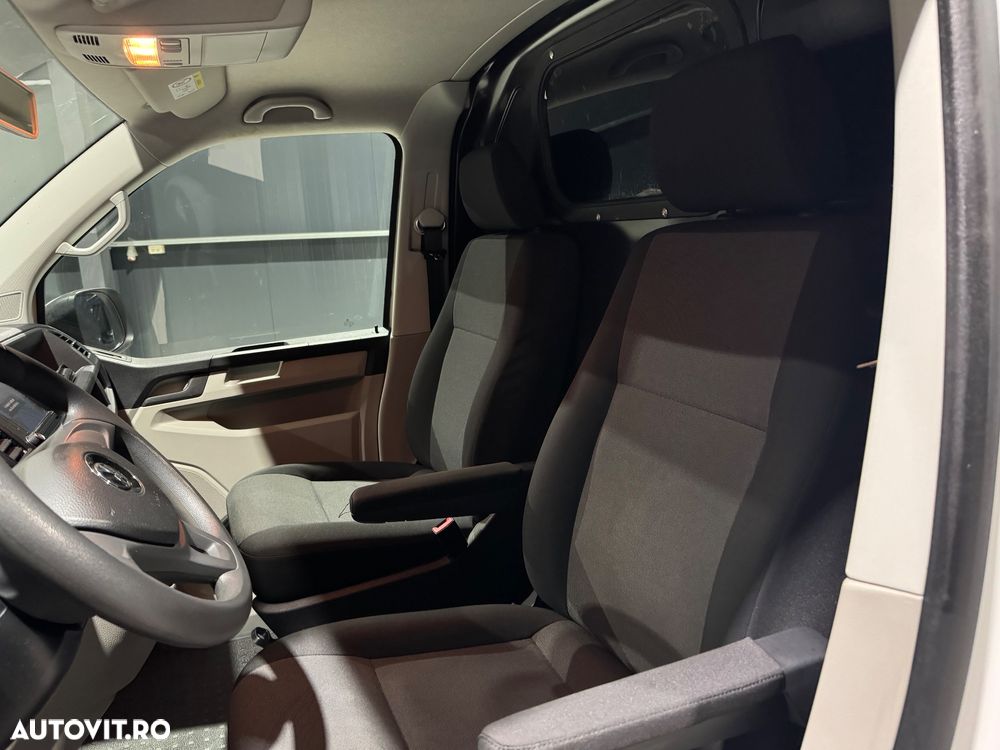 Volkswagen Transporter - 14
