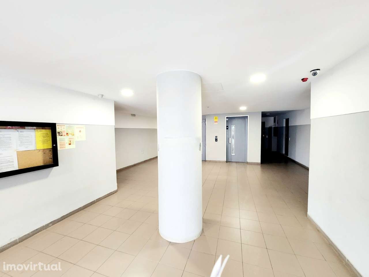 Apartamento T2 em Vilar do Paraíso - Grande imagem: 4/34