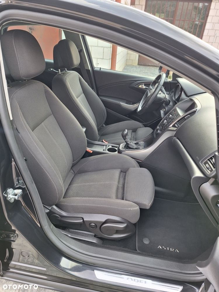 Opel Astra 1.4 Turbo - 10