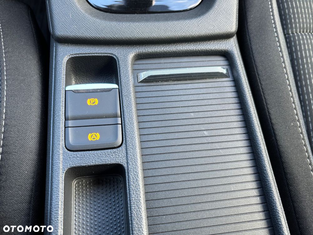 Skoda Octavia 1.5 TSI ACT Ambition - 35