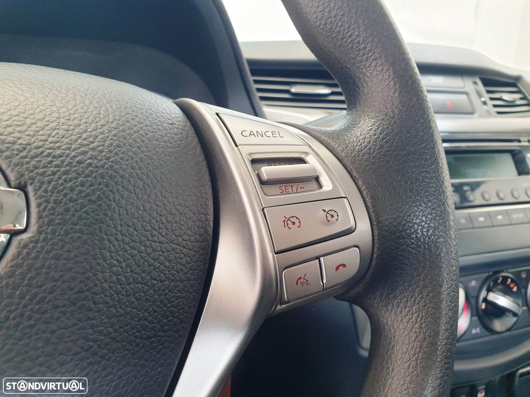 Nissan Navara 2.3 dCi CD 4WD CC Visia B.Dif - 13
