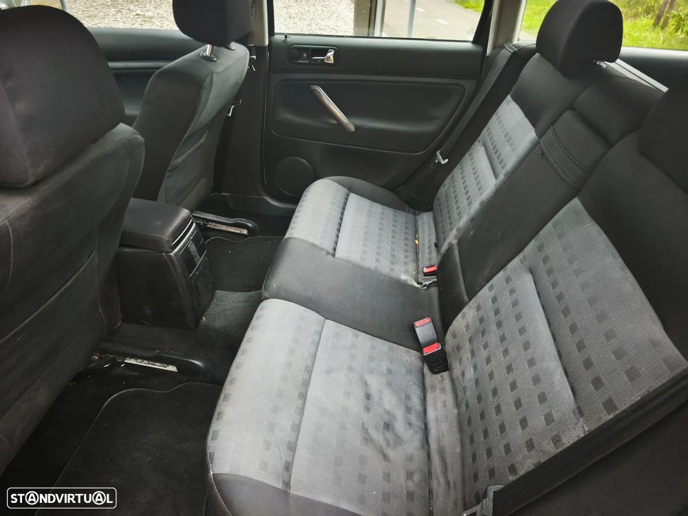 VW Passat Variant 1.9 TDi Conf.Plus 6V - 18