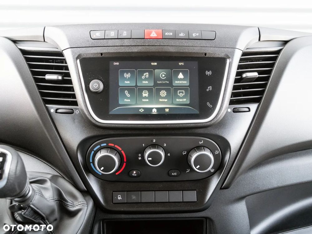 Iveco Daily 35S18HV 3.0 L4H2 - 22