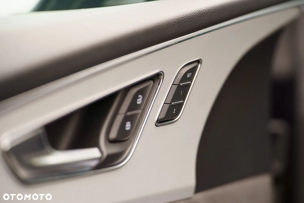 Audi Q8 50 TDI mHEV Quattro Black Edition Tiptronic - 11