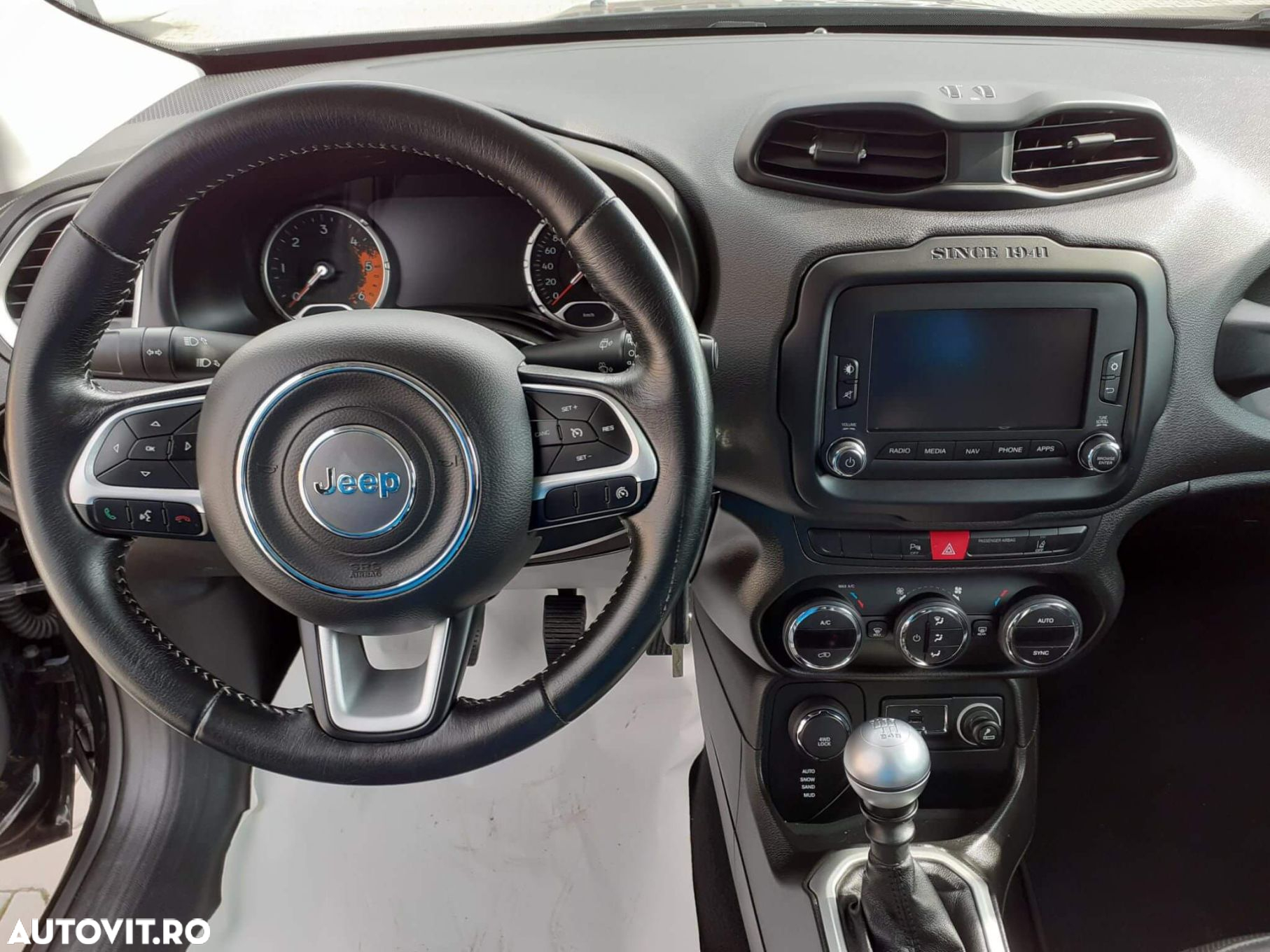 Jeep Renegade 2.0 M-Jet 4x4 Limited - 13
