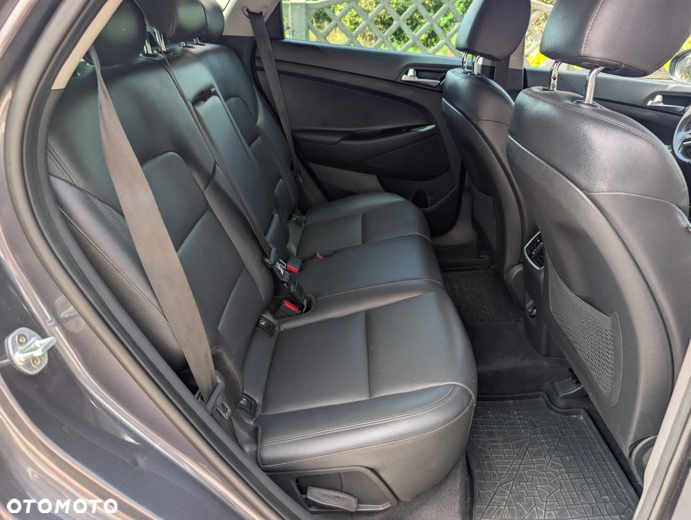 Hyundai Tucson blue 1.6 CRDi 4WD DCT Premium - 18