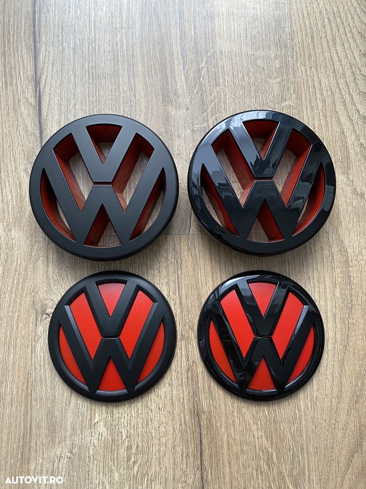 Emblema Embleme Semn Logo Negru Grila Bara Fata Haion Spate Vw Golf 5 - 2