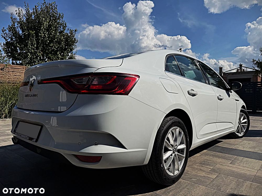 Renault Megane 1.5 Blue dCi Intens - 12