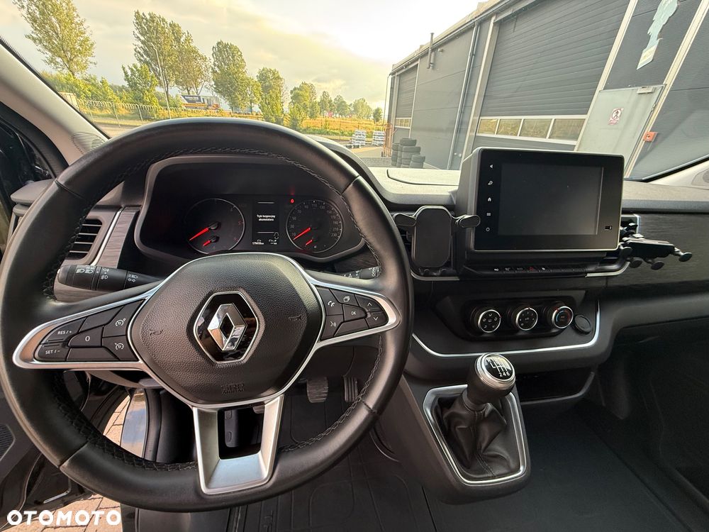 Renault Trafic 2.0 dCi - 25