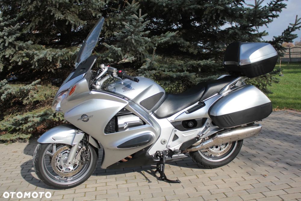 Honda ST - 7