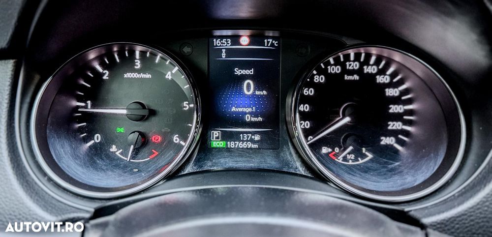 Nissan Qashqai 1.6 DCI Xtronic ACENTA - 21