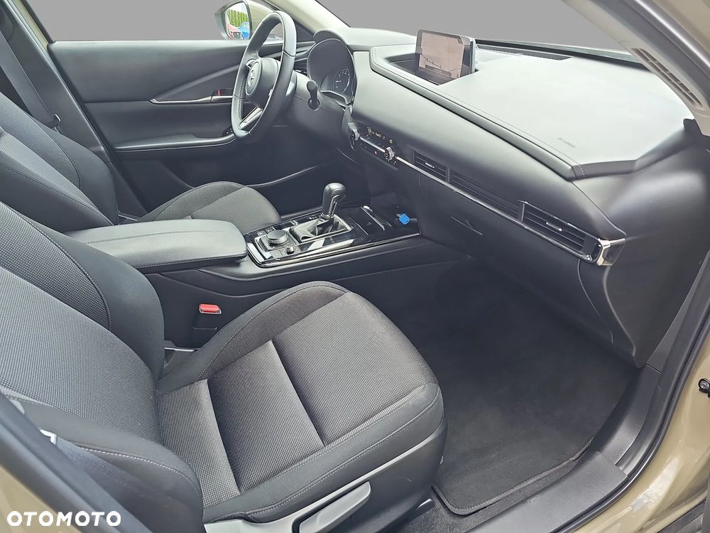 Mazda CX-30 2.0 mHEV Centre-Line 2WD - 12
