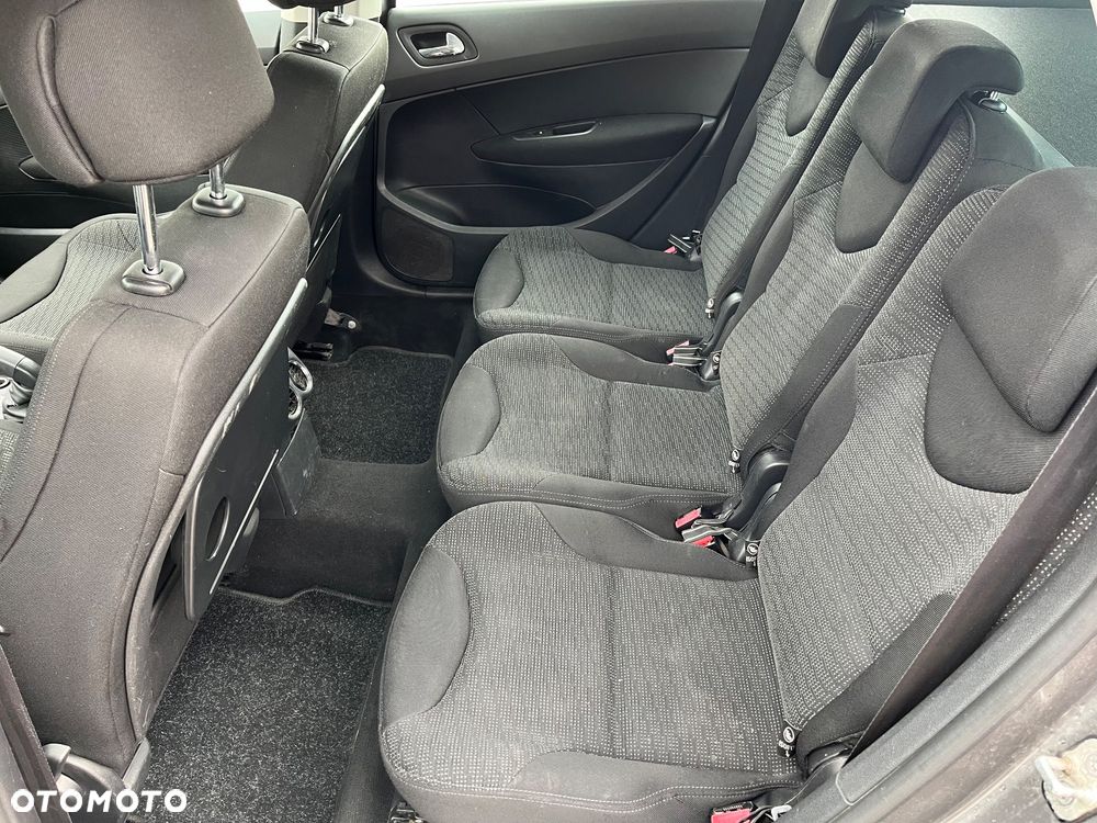 Peugeot 308 1.6 Premium - 6