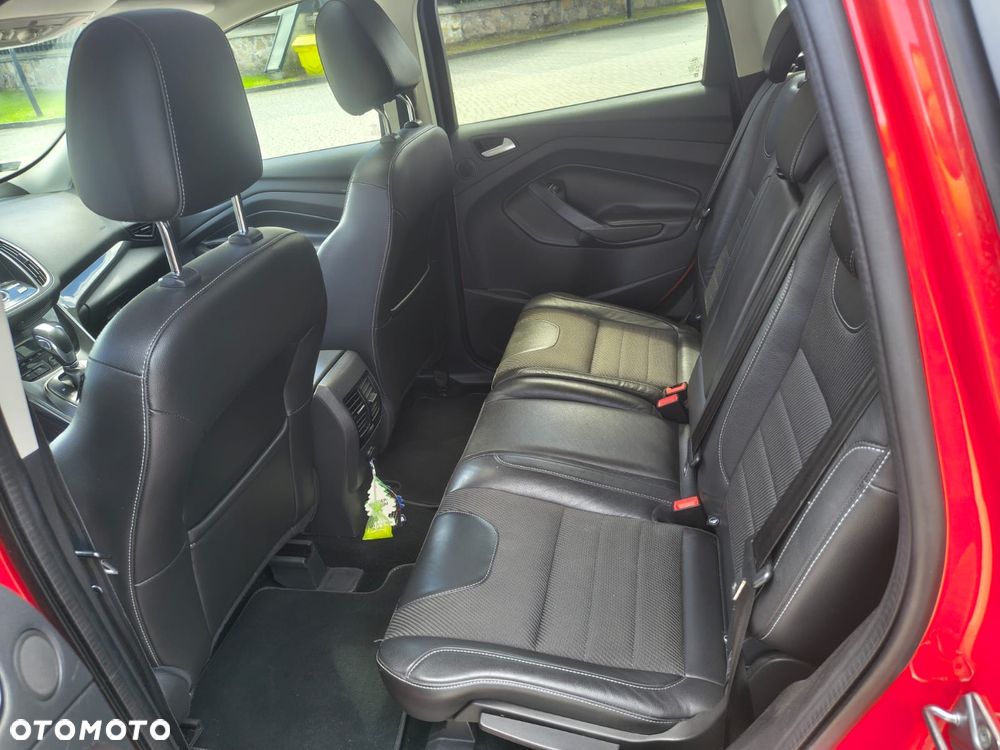 Ford Kuga 2.0 TDCi 4x4 ST-Line - 16