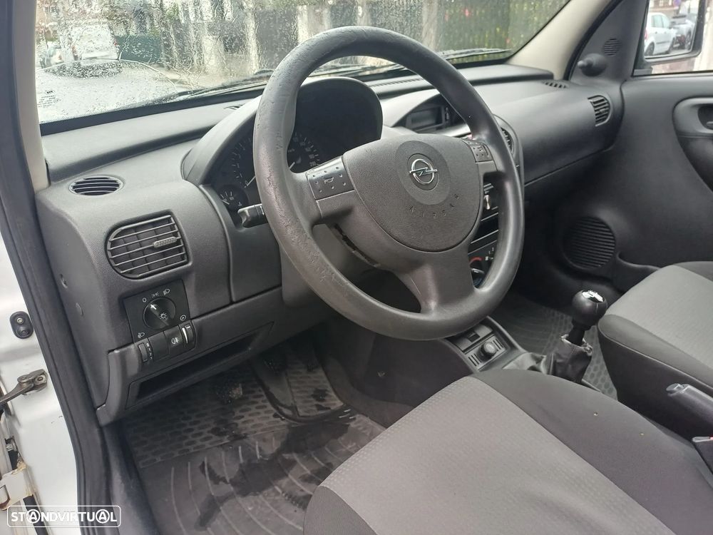 Opel COMBO 1.3 CDTI 75 CV - AR CONDICIONADO - 6